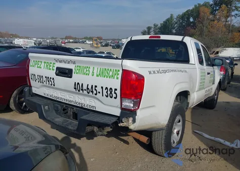 2017 Toyota Tacoma Sr z USA, uszkodzony, nr VIN 5TFRX5GN1HX093132